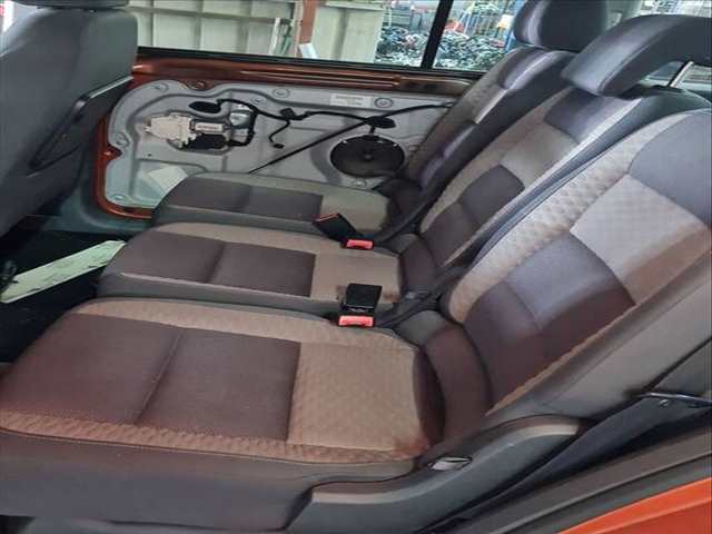 Asientos Traseros Volkswagen Touran 1.9 TDI 105CV 77KW