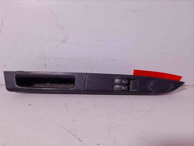 Foto 2ª: Botonera Elevalunas Hyundai Getz 1.1 BASICO 67CV 49KW [G4HG] (2008)