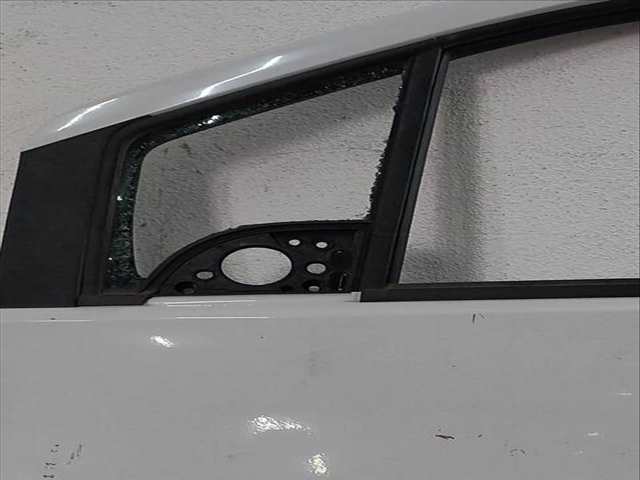 Foto 2ª: Puerta Delantera Izquierda Opel Combo 102 CV 75KW [D15DT D15 YHT] (2023)