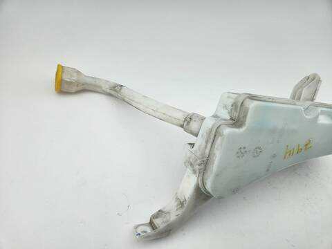 Foto 3ª: Deposito Limpiaparabrisas Renault Arkana TECHNO 140CV 103KW [H5H 490] (2023)