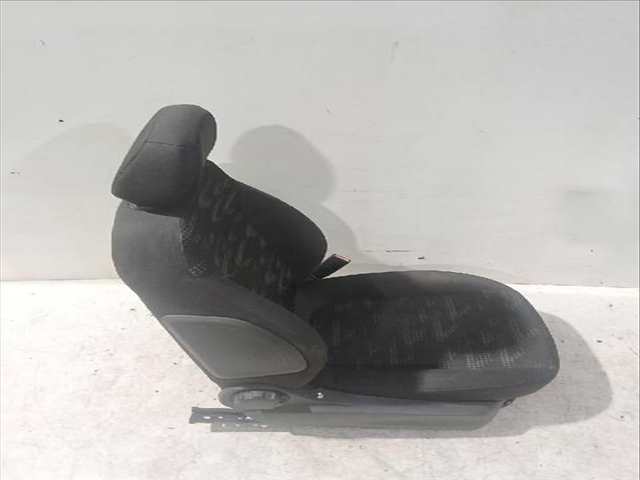 Foto 3ª: Asiento Delantero Derecho Opel Corsa 1.3 CDTI L08 L68) 75CV [A 13 DTC Z 13 DTJ] (2006)