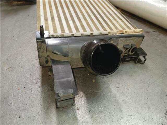 Foto 3ª: Intercooler Renault Captur 0.9 DYNAMIQUE [0.9 LTR. - 66 KW TCE ENERGY]