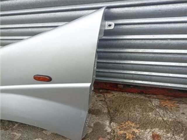 Foto 3ª: Aleta Delantera Izquierda Opel Vivaro 1.9 COMBI 2.9T LARGO [1.9 LTR. - 74 KW CDTI CAT (F9Q-760 - L08)] [f9q u7]