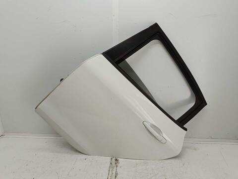Puerta Trasera Izquierda Peugeot 208 STYLE 82CV 60KW