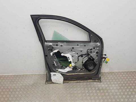 Foto 2ª: Puerta Delantera Izquierda Citroen C4 FEEL PACK (2020)