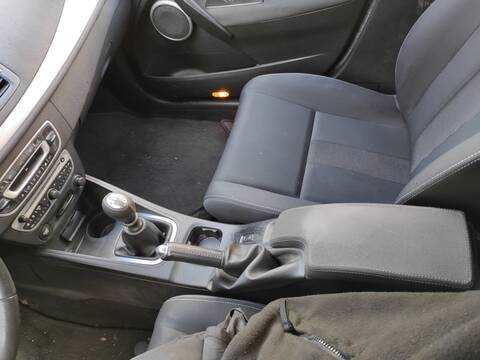 Consola Central Renault Megane K9K832 BERLINA III BERLINA 5P