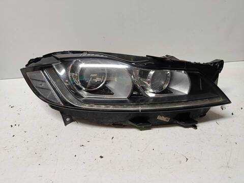 Faro Derecho Jaguar XF 204DTH