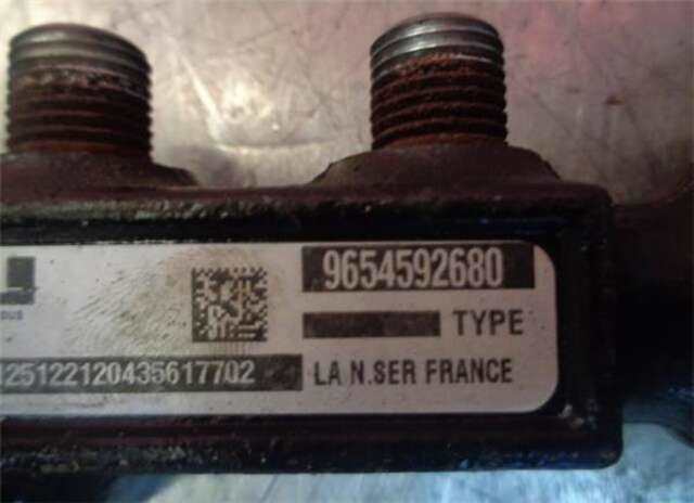 Foto 3ª: Rampa Inyectora Citroen C4 1.6 HDI [9HY (DV6TED4)]