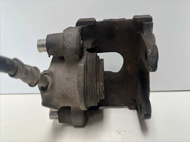 Foto 1ª: Pinza Freno Trasera Izquierdo Bmw Serie 3 330 3.0 DIESEL E 46 [306D1] (2004)
