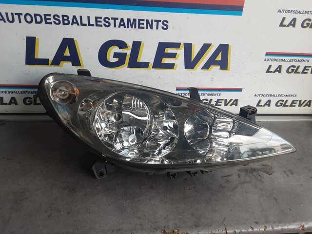Foto 1ª: Faro Derecho Peugeot 307 1.6 HDI 110CV [9HY] (2005)