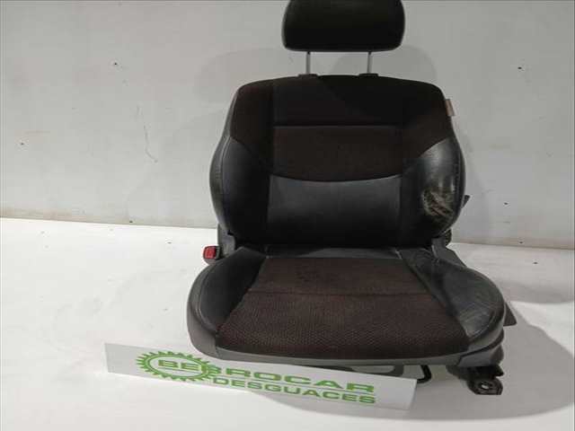 Asiento Delantero Izquierdo Hyundai i30 1.6 CRDI 90CV 66KW