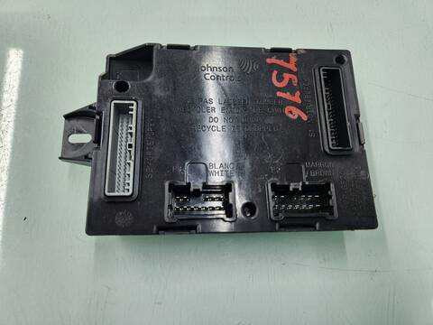 Foto 2ª: Centralita Motor ECU Renault Captur S-EDITION 118CV 87KW [H5F412] (2018)