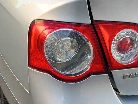 Foto 1ª: Piloto Trasero Izquierdo Volkswagen Passat BKP BERLINA (2008)