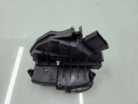 Foto 3ª: Cerradura Puerta Delantera Derecha Ford Kuga TREND 120CV 88KW [BNMC] (2018)