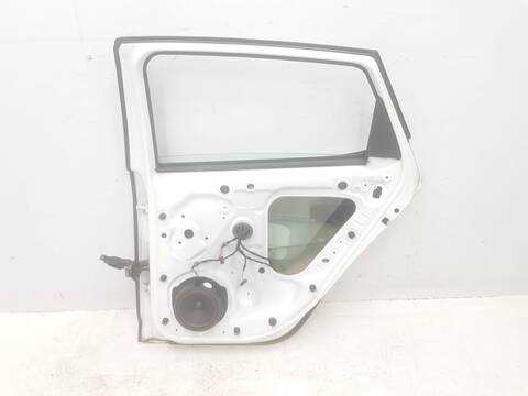 Foto 2ª: Puerta Trasera Derecha Seat Leon STYLE (2012)