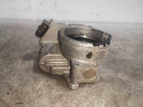 Foto 3ª: Caja Mariposa Volkswagen Golf BKC (2005)