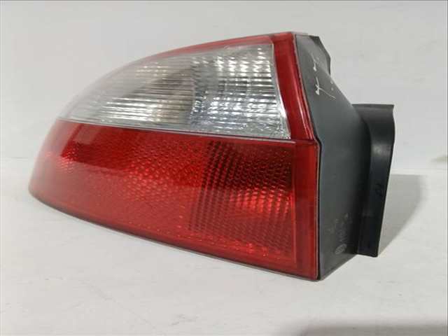 Foto 3ª: Piloto Trasero Izquierdo Audi A4 1.9 TDI 130CV 96KW [AVF,AWX] (2001)