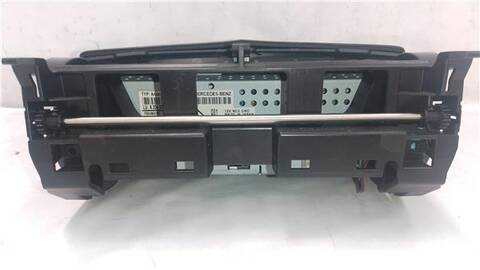 Foto 4ª: Pantalla Multifuncion Mercedes Clase C 160 C 200 KOMPRESSOR 204.041) 184CV 135KW [M 271.950] (2009)