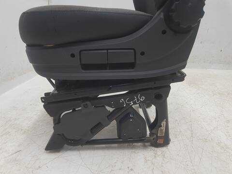 Foto 3ª: Asiento Delantero Izquierdo Peugeot Boxer HDI 333) 113CV 83KW FURGON