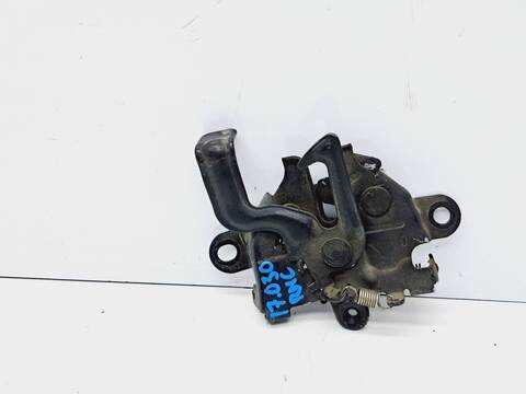 Cerradura Capot Toyota Yaris 1.4 TD CAT 90CV 66KW