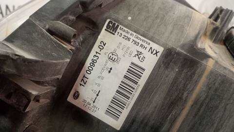 Foto 4ª: Faro Derecho Opel Insignia SPORT BERLINA 160CV 118KW [A20DTH] (2011)