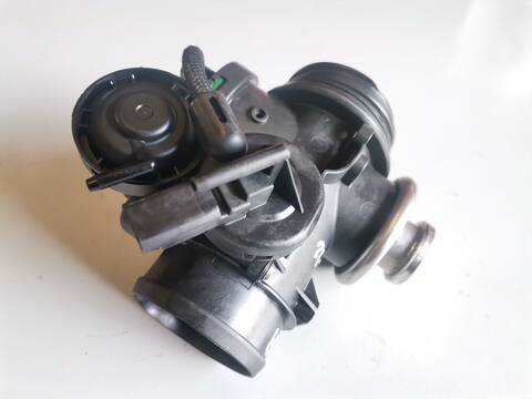 Foto 3ª: Caja Mariposa Peugeot 206 XR 1.9 DIESEL 69CV (1999)