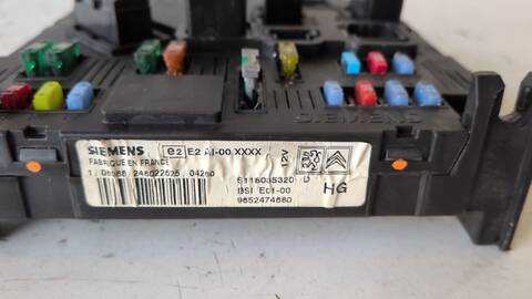 Foto 3ª: Caja Reles Fusibles Citroen Xsara 2.0 HDI 90CV (2004)
