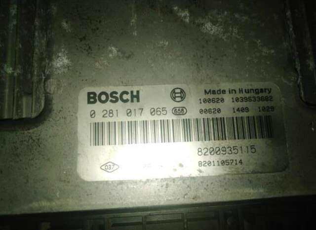 Centralita Motor ECU Opel Vivaro 2.0 DCI
