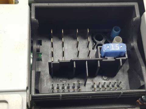 Foto 2ª: Sistema GPS Mercedes Clase B 150 B 180 CDI 246.212) (2011)