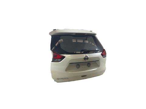 Portón Nissan X-Trail M9R868 T32)