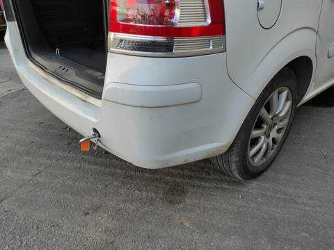 Foto 2ª: Paragolpes Trasero Opel Zafira Z17DTR (2010)
