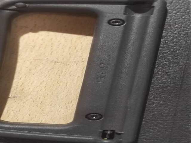 Foto 2ª: Bandeja Trasera Volkswagen Touran VERSION INDEFINIDA (2006)