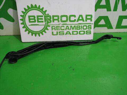 Foto 3ª: Brazo Limpia Delantero Izquierdo Nissan Qashqai 1.3 DIG-T 140CV [HR13DDT] (2013)