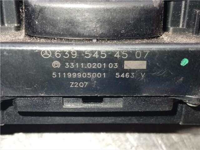 Foto 2ª: Mando Multifuncion Mercedes Vito 109 CDI [OM 646.983]