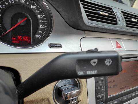 Foto 2ª: Mando Multifuncion Volkswagen Passat BMP BERLINA (2005)