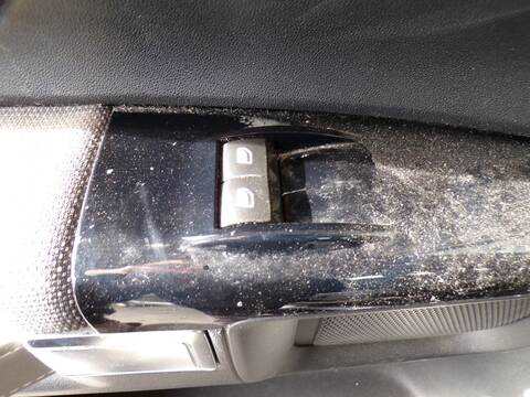 Botonera Elevalunas Citroen C4 HM01