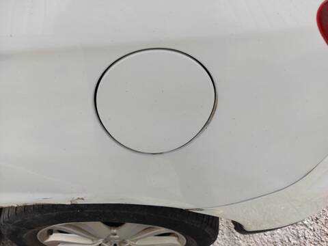 Tapa Exterior Combustible Mitsubishi ASX 4N13