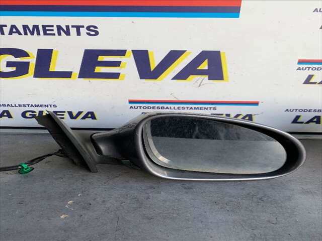 Retrovisor Derecho Volkswagen Passat 2.0 TDI140CV BERLINA