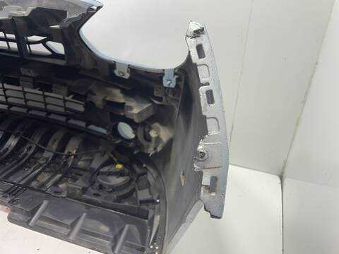Foto 3ª: Paragolpes Delantero Renault Fluence 5AM400 (2012)
