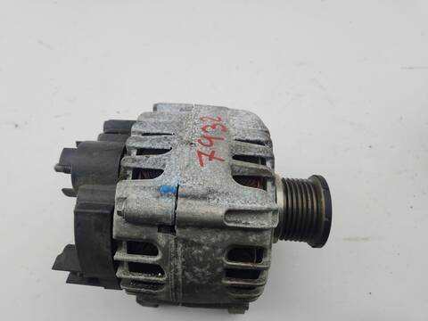 Foto 4ª: Alternador Renault Captur DYNAMIQUE 120CV 88KW [H5FD4] (2014)