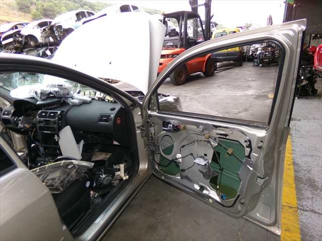 Foto 2ª: Puerta Delantera Derecha Ford Mondeo 2.0 TDCI 2000-2007 [HJBB] (2005)