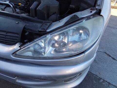 Foto 4ª: Faro Izquierdo Peugeot 206 XS-LINE BERLINA 75CV 55KW [KFW] (2006)