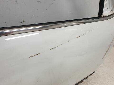 Foto 3ª: Puerta Delantera Derecha Renault Kadjar ZEN (2015)