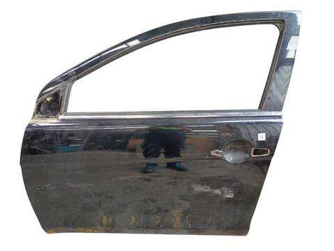 Puerta Delantera Izquierda Mitsubishi Lancer 2.0 DI-D CX8A)