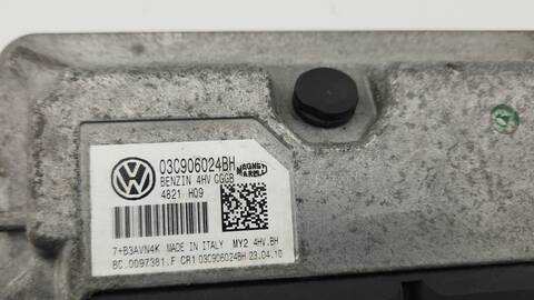 Foto 2ª: Centralita Motor ECU Volkswagen Polo ADVANCE 85CV 63KW [CGGB] (2010)