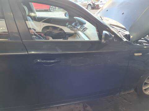 Puerta Delantera Derecha Bmw Serie 1 114 118D BERLINA 143CV 105KW