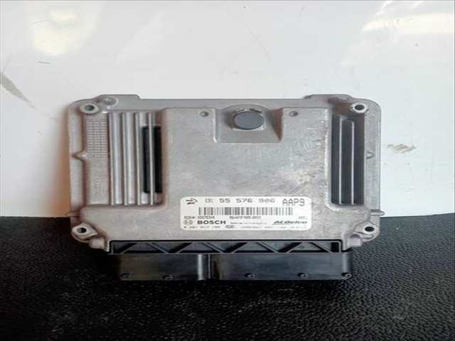 Centralita Motor ECU Opel Insignia COSMO 2 CDTI 131CV