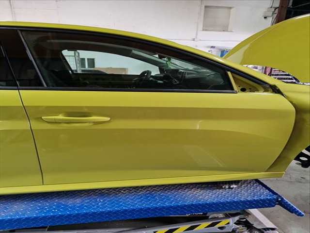 Puerta Delantera Derecha Peugeot 208 1.2 PURETECH 100 101CV 74KW