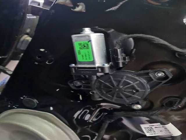 Foto 1ª: Elevalunas Manual Trasero Derecho Mg 3 ZP2A - AB1PA 116CV 85KW [15FCD] (2025)