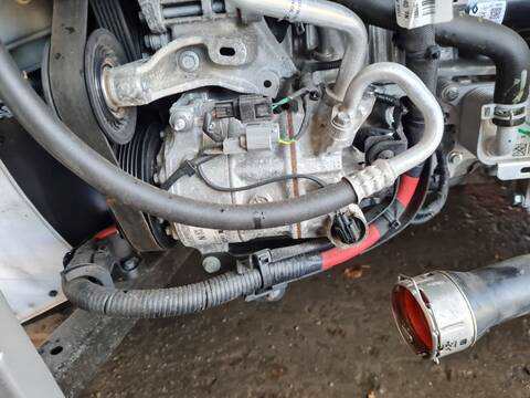 Compresor Aire Acondicionado Renault Captur TECHNO 140CV 103KW
